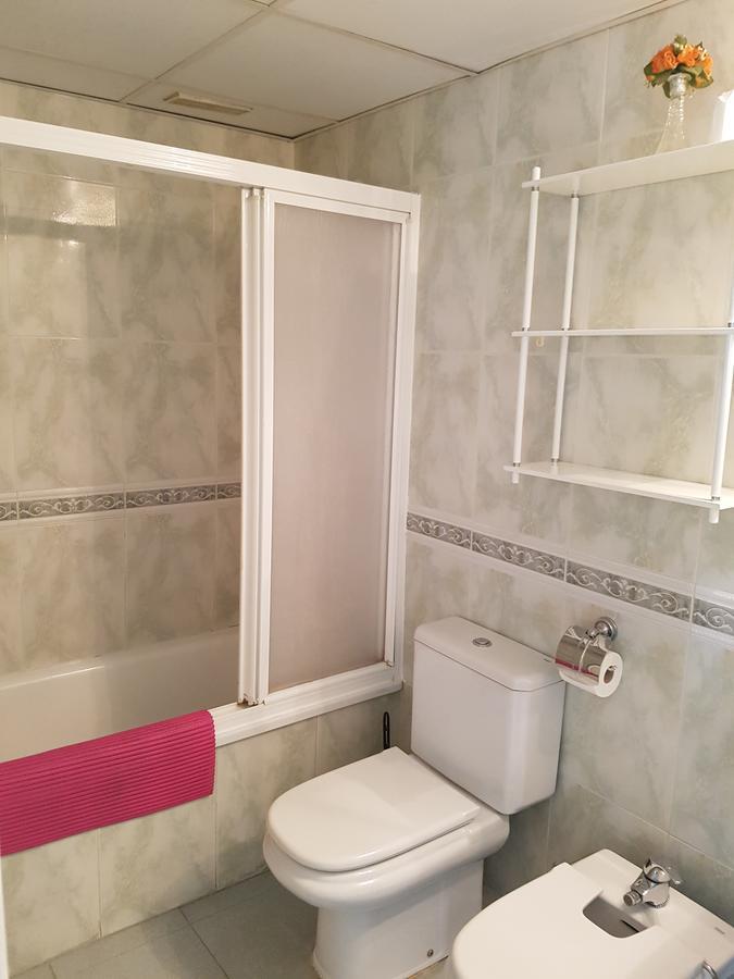 Habitaciones Bajondillo 托雷莫利诺斯 外观 照片